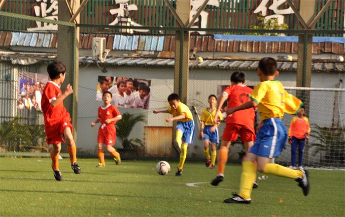 绍兴市第一届校园足球邀请赛在柯桥小学隆重举
